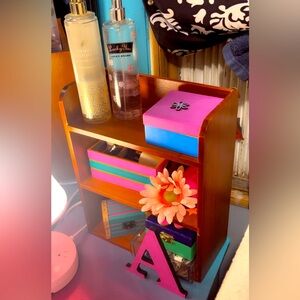 NEW Small 3 tier wooden shelf